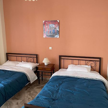 Finikas Appartement Iria Buitenkant foto