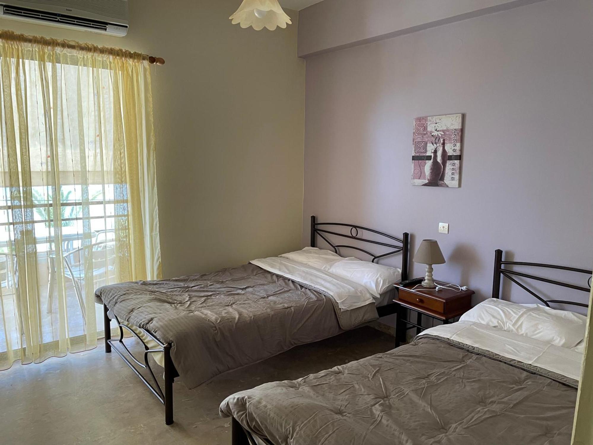 Finikas Appartement Iria Buitenkant foto