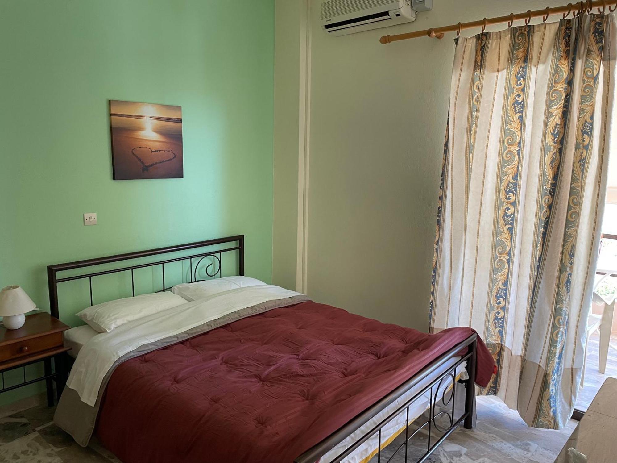 Finikas Appartement Iria Buitenkant foto