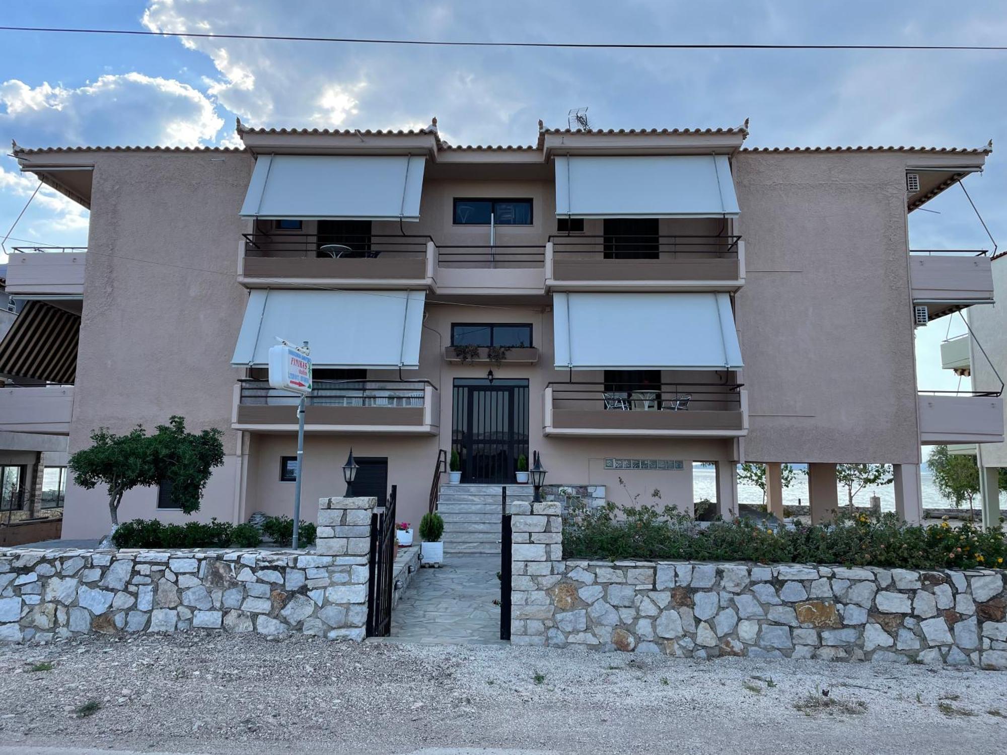 Finikas Appartement Iria Buitenkant foto