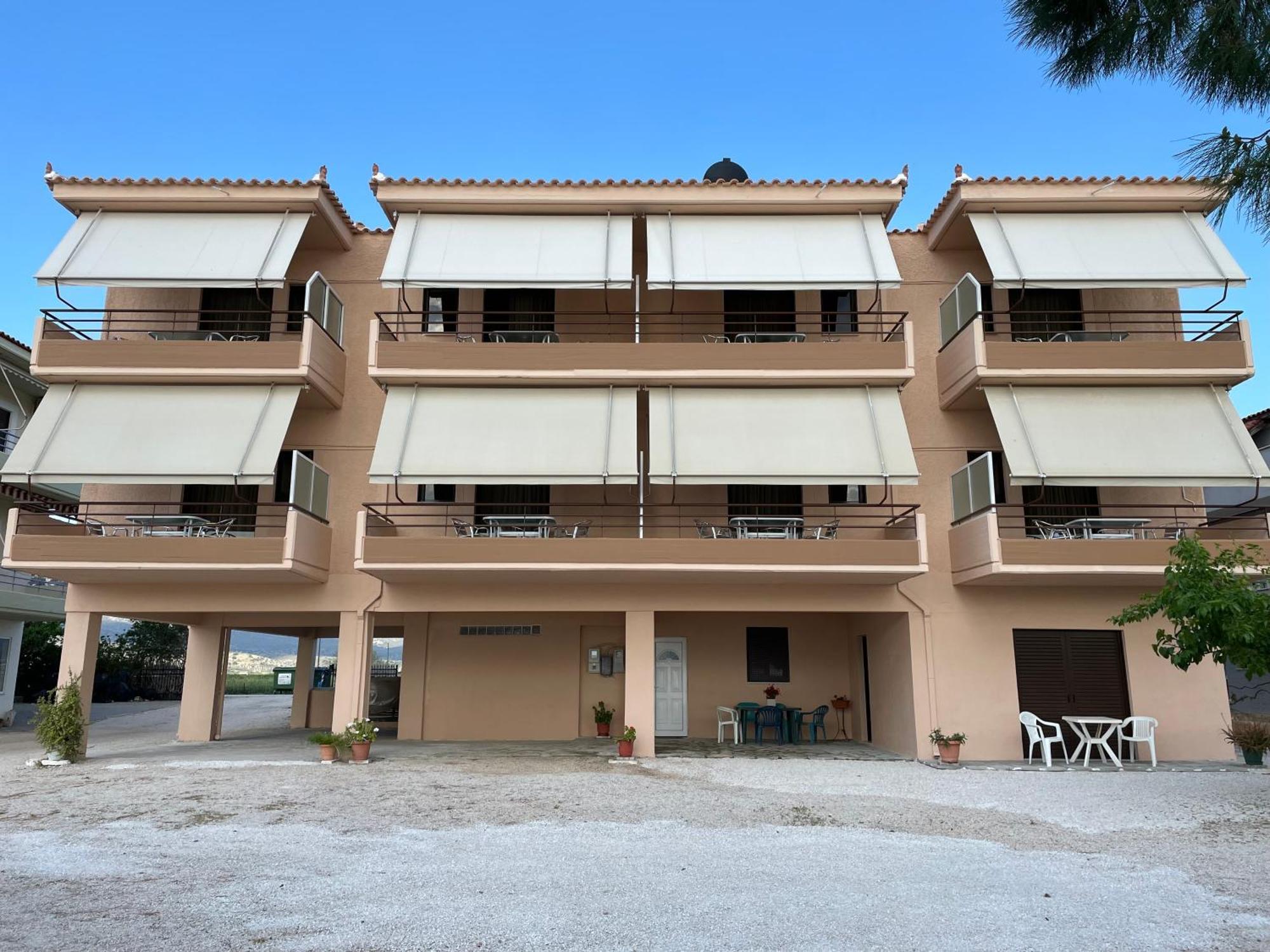 Finikas Appartement Iria Buitenkant foto